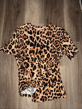 🤎 NWOT RABANNE X HM Leopard Print Short Sleeve Tee Shirt Top Small 🤎